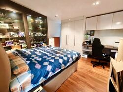 Avant Parc (D27), Terrace #570586821